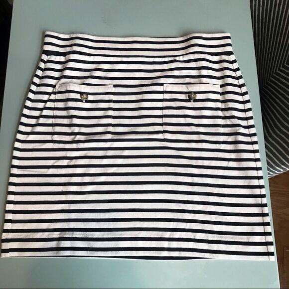 J. Crew Knit Mini Skirt in Stripe
Size:Small - Picture 3 of 7